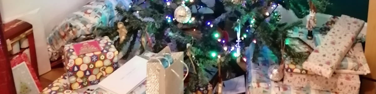 Christmas tree and presents
